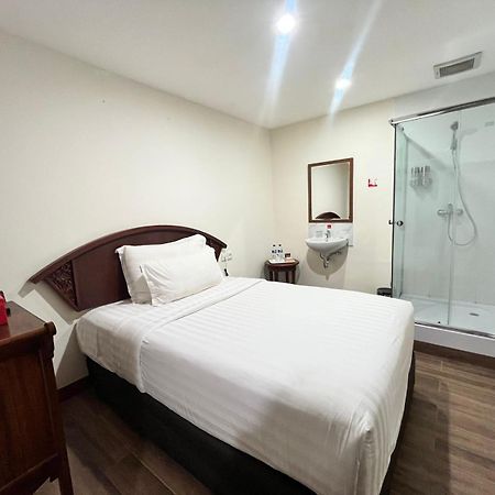 D'Primahotel Balikpapan Екстер'єр фото